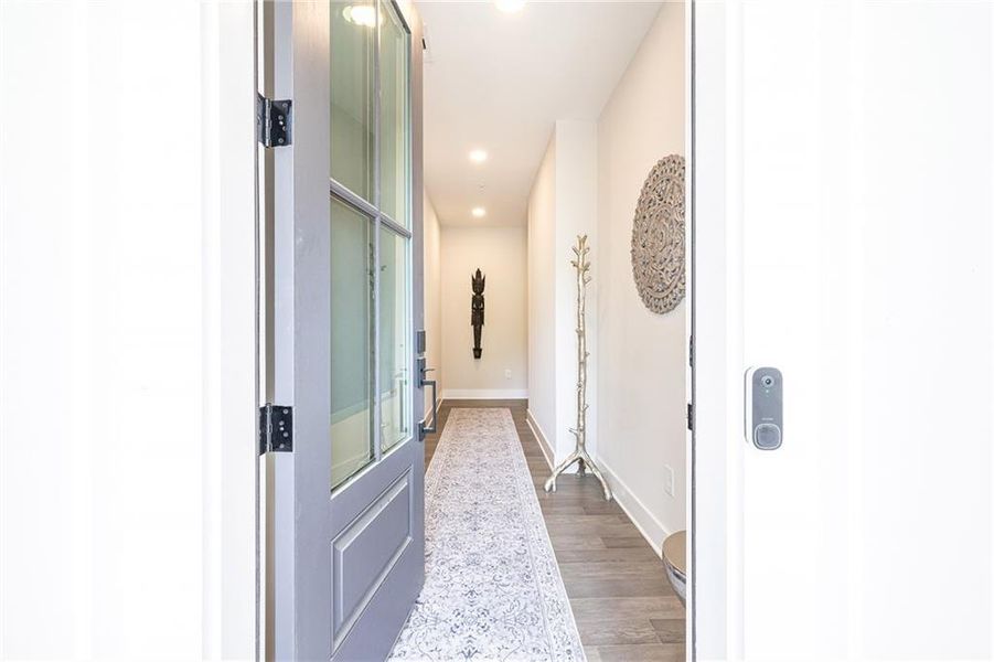 Spacious, unfurnished interior of a new home in , Atlanta (Image 24).