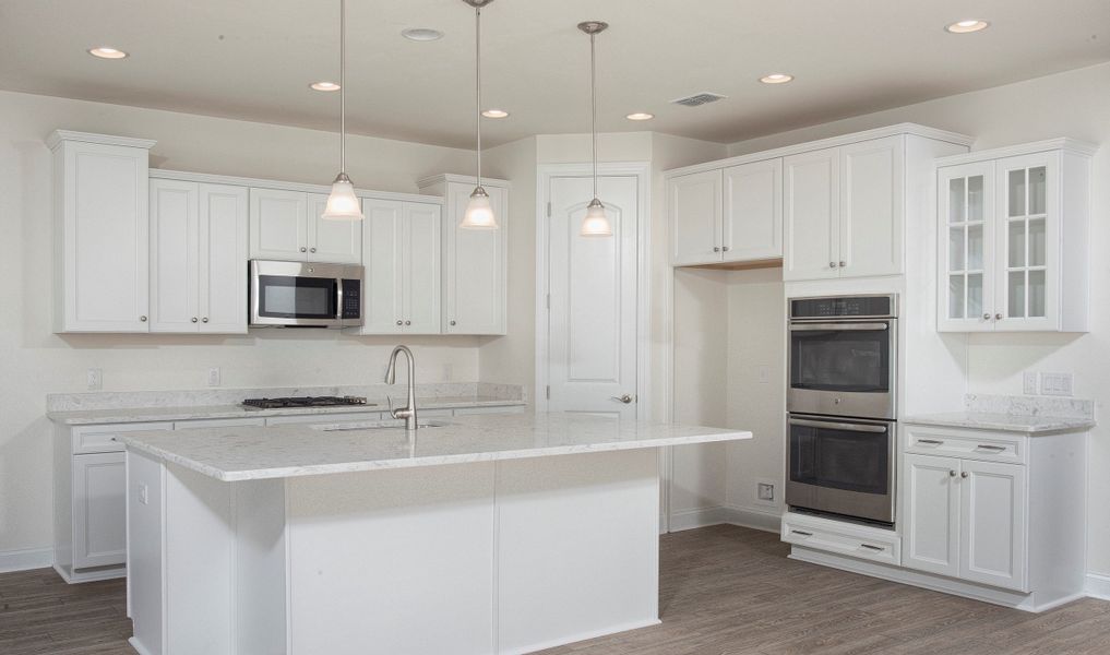 Ample cabinet space in kitchen