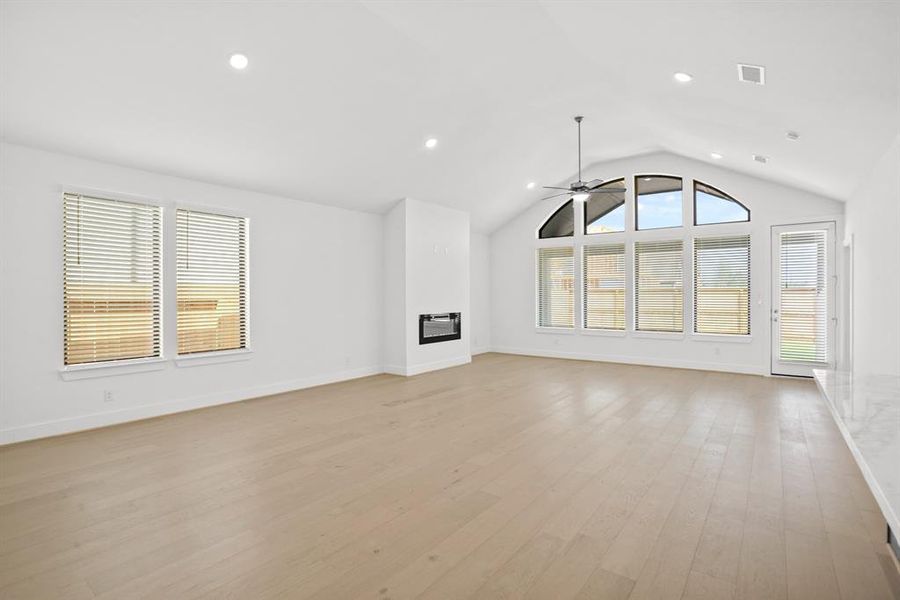 High ceilings in Living Room and Dining