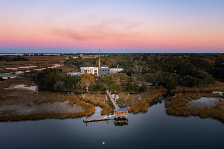 Image 27 of a home in .