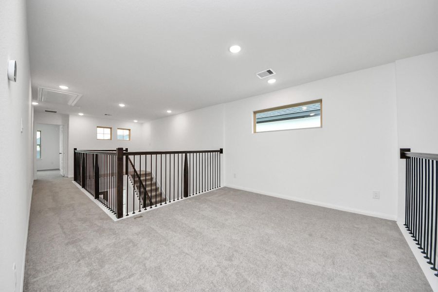 Spacious, unfurnished interior of a new home in Elyson, Katy (Image 21).