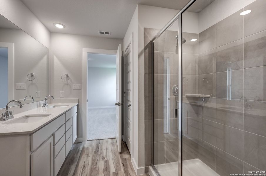 Furnished interior view inside a new home in Hiddenbrooke, Seguin (Image 11). Furnished interior view inside a new home in Hiddenbrooke, Seguin (Image 11).