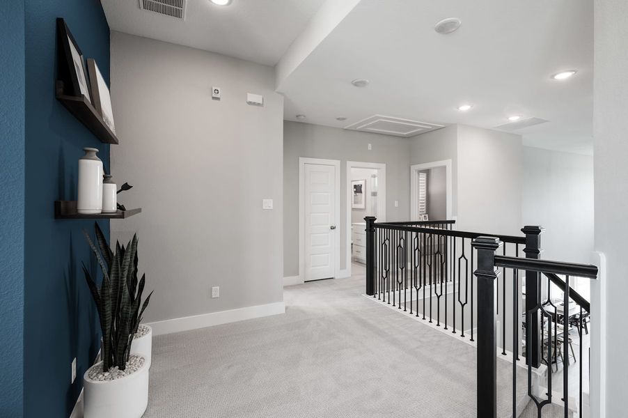 Representative furnished interior of a home built from the Verdin by Tri Pointe Homes in Pecan Ridge, Fulshear (Image 16).