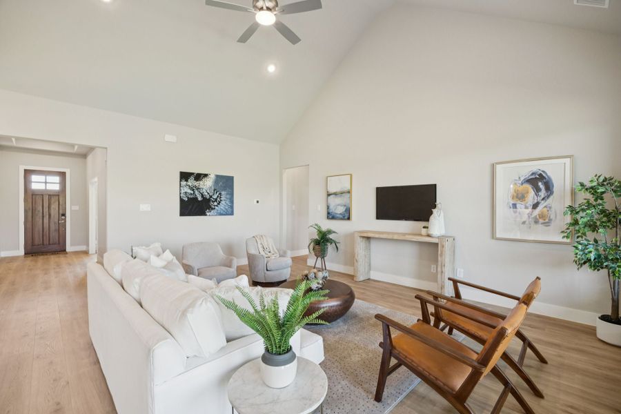 Representative furnished interior of a home built from the Belmont by Centre Living Homes in Lakeway Estates, Waxahachie (Image 12).