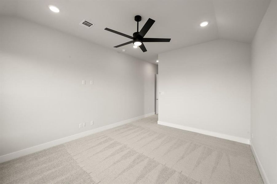 1721 Nesting Robin- Primary Suite-2