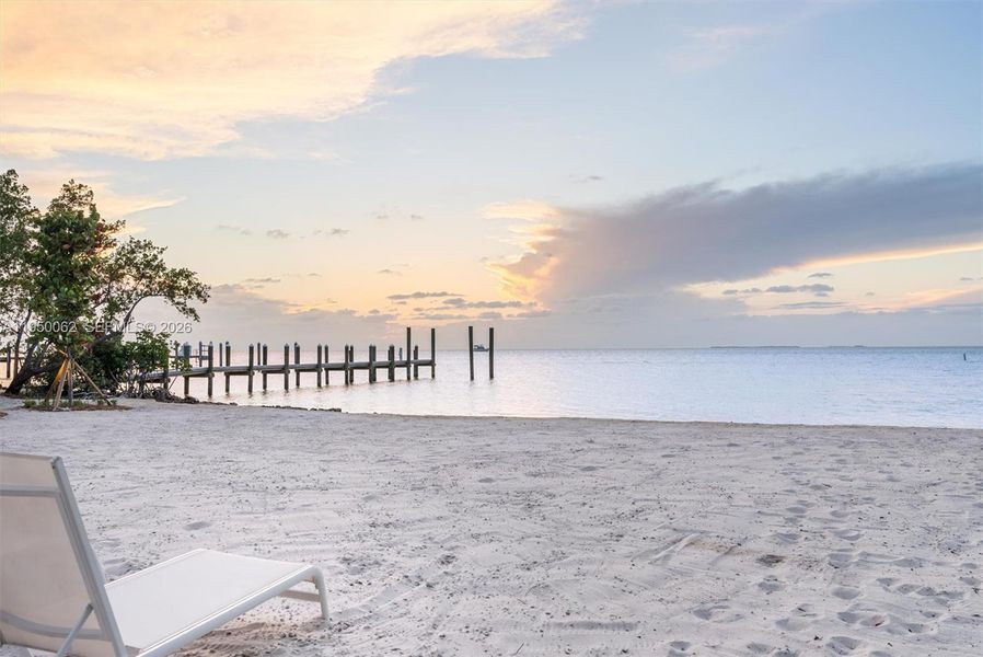 Natural landscape and outdoor views near  in Islamorada, Village of Islands (Image 74).