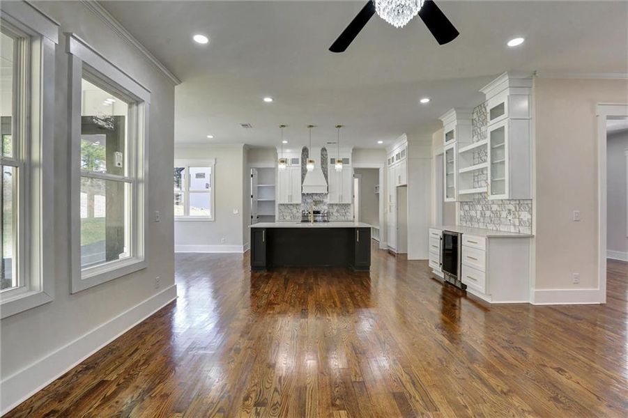 Spacious, unfurnished interior of a new home in , Snellville (Image 40). Spacious, unfurnished interior of a new home in , Snellville (Image 40).