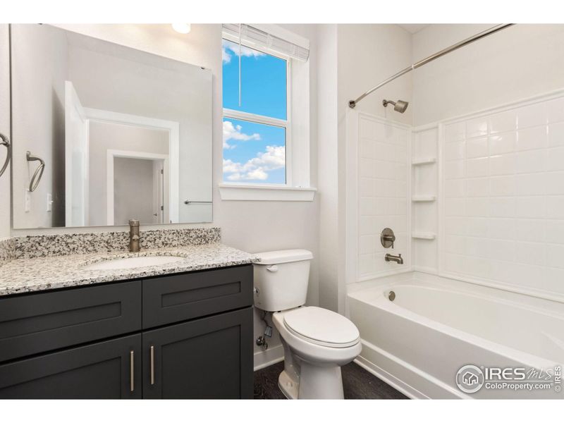 Second Upstairs Bathroom.