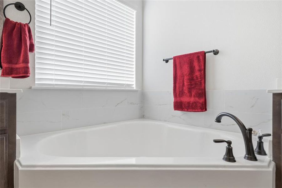 Image 37 of a home in Oak Hills.