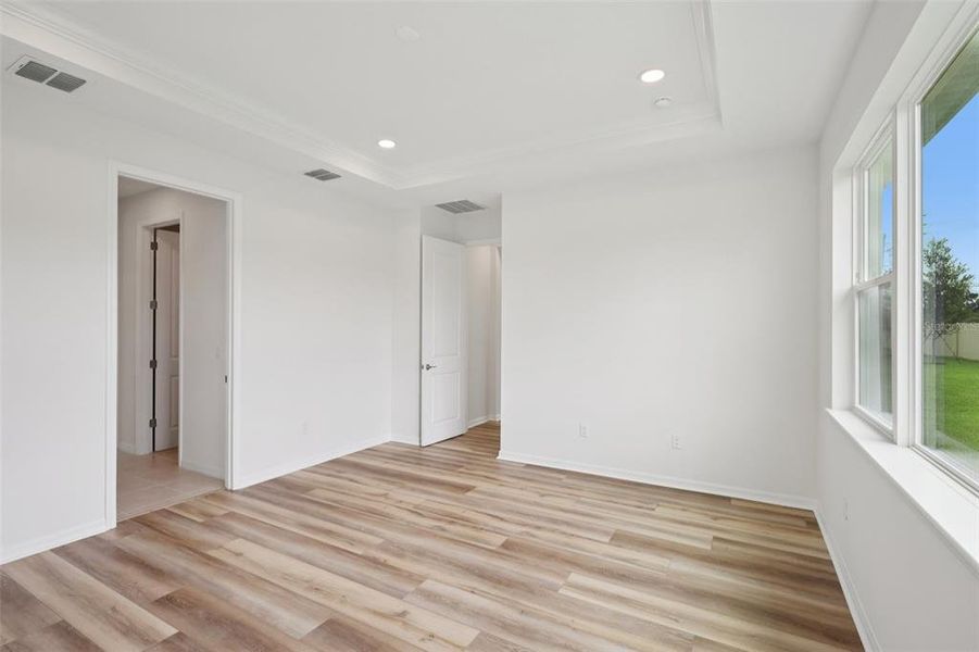 Spacious, unfurnished interior of a new home in Primrose at Longleaf, New Port Richey (Image 41).