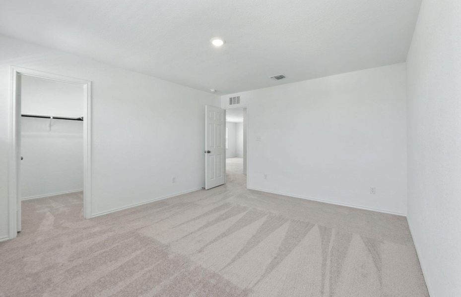 Spacious, unfurnished interior of a new home in Santa Rita Ranch, Liberty Hill (Image 23). Spacious, unfurnished interior of a new home in Santa Rita Ranch, Liberty Hill (Image 23).