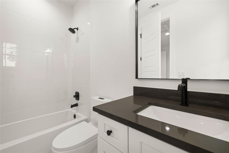 Second bedroom ensuite bath