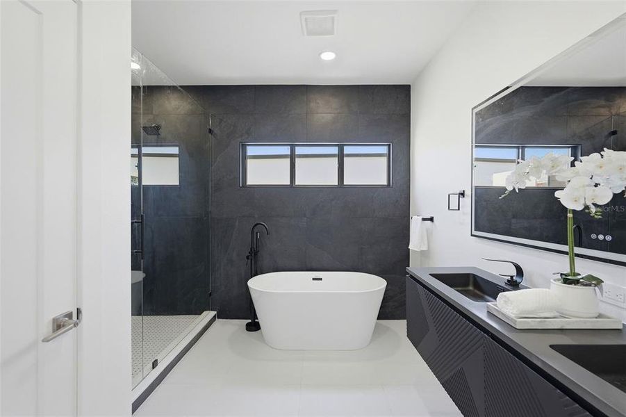 Furnished interior view inside a new home in , St. Petersburg (Image 32).