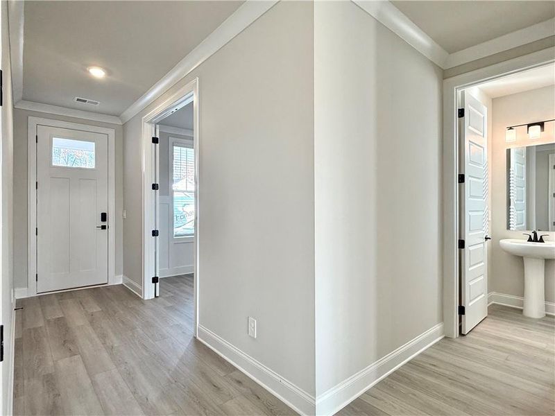 Spacious, unfurnished interior of a new home in , Braselton (Image 29).