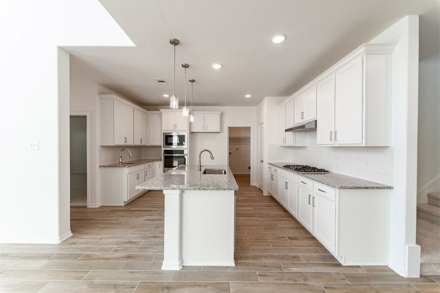 Furnished interior view inside a new home in Lago Mar, Texas City (Image 3).