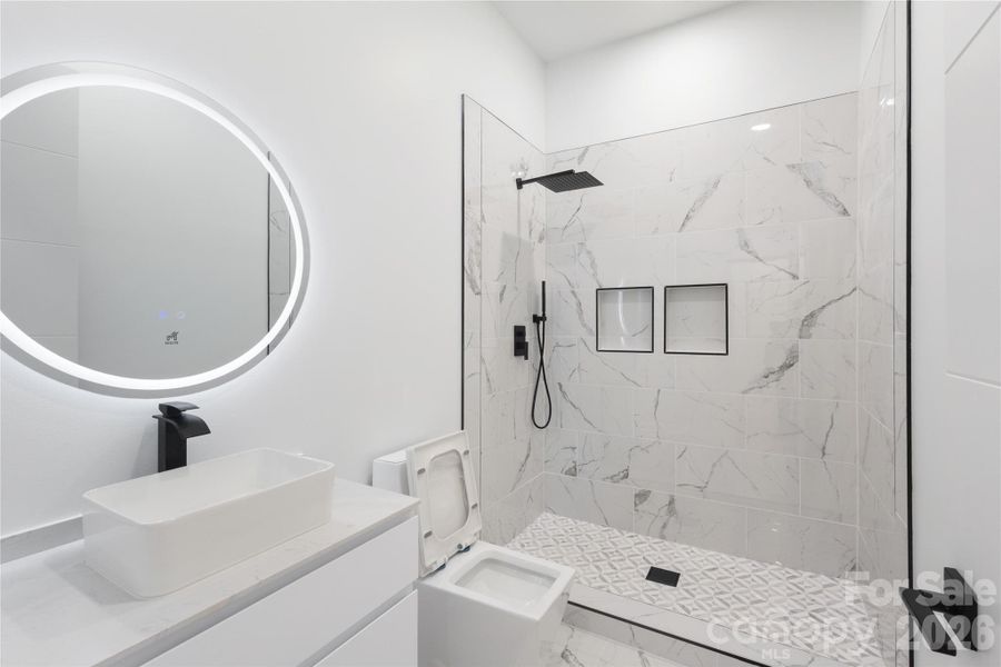 Furnished interior view inside a new home in , Gastonia (Image 5).