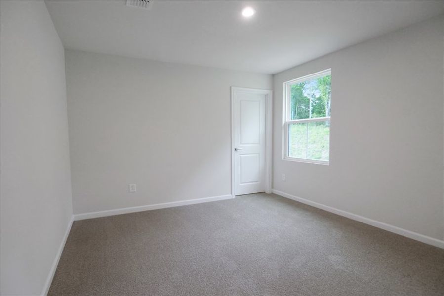 Spacious, unfurnished interior of a new home in Quails Run, Lyman (Image 18). Spacious, unfurnished interior of a new home in Quails Run, Lyman (Image 18).