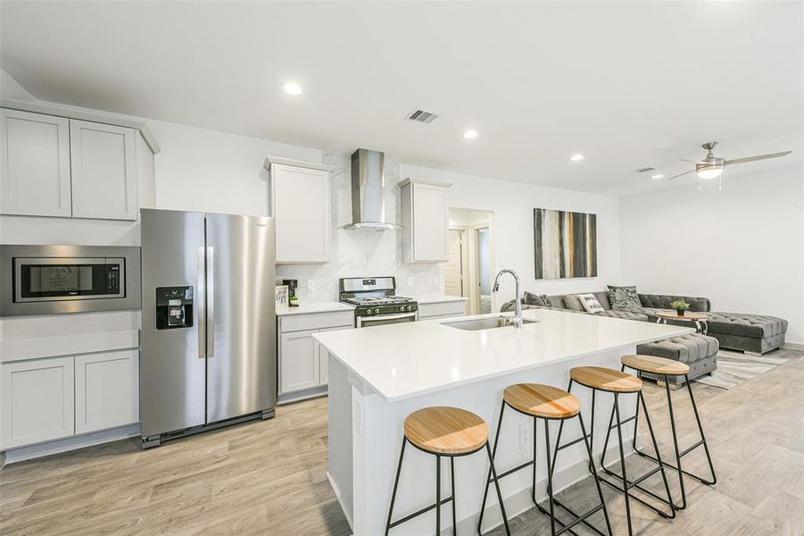 Image 13 of a home in City Gate.