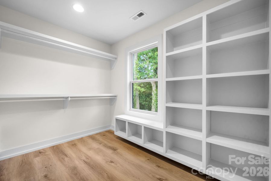 Spacious, unfurnished interior of a new home in , Charlotte (Image 22).