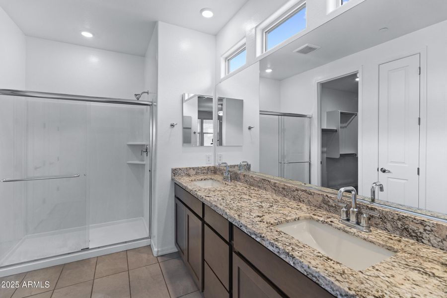 21294 W Roanoke Ave-24