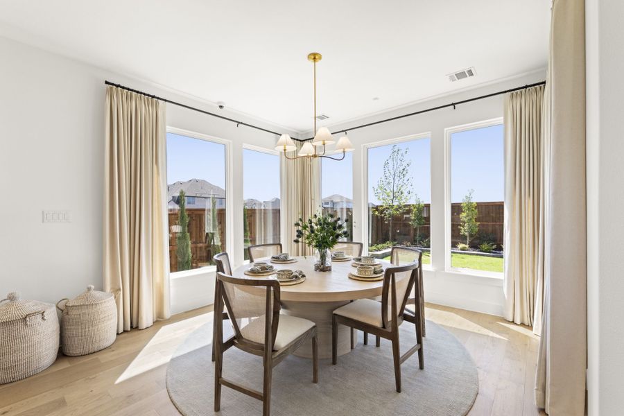 Representative furnished interior of a home built from the 6051 by Tradition Homes in StarView, Prosper (Image 31).