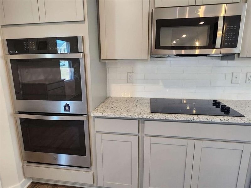 Furnished interior view inside a new home in Southern Hills, McDonough (Image 5).