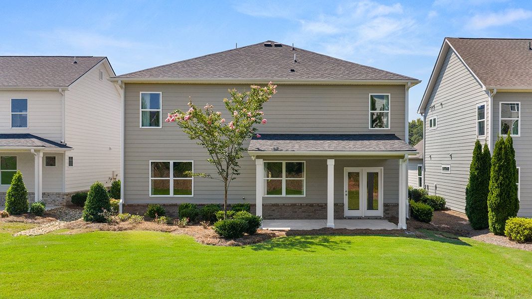 Representative exterior details of a home built from the Elle by D.R. Horton in The Preserve at Agricultural Village, Perry (Image 3).