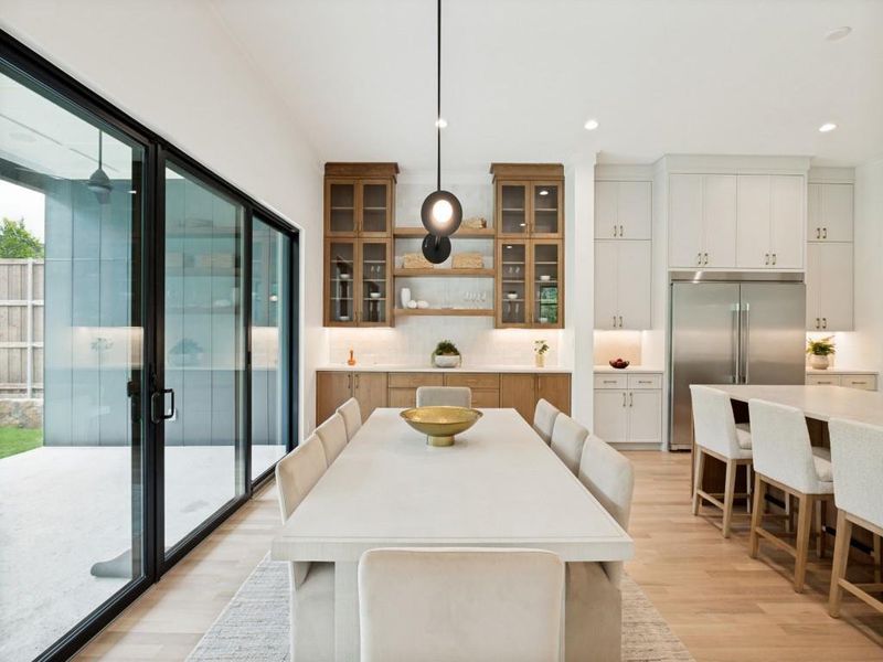 Furnished interior view inside a new home in , Dallas (Image 8).