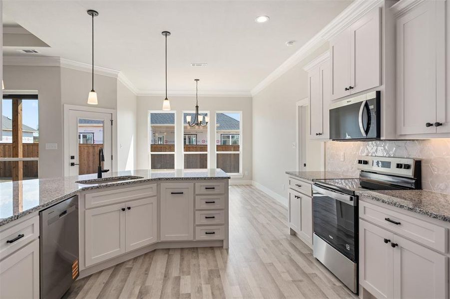 Furnished interior view inside a new home in , Mabank (Image 12).