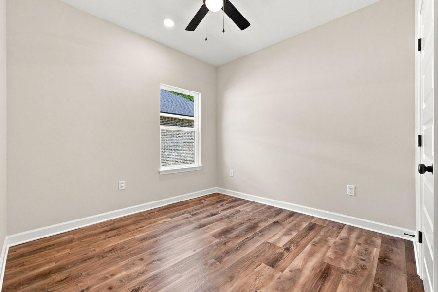 2828 blackbird ct-14