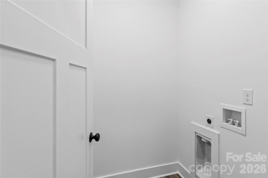 Spacious, unfurnished interior of a new home in , Winston-Salem (Image 19).
