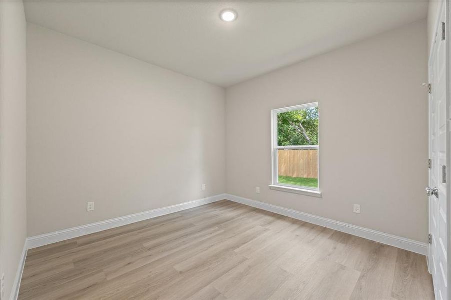 Spacious, unfurnished interior of a new home in , Cleburne (Image 34). Spacious, unfurnished interior of a new home in , Cleburne (Image 34).