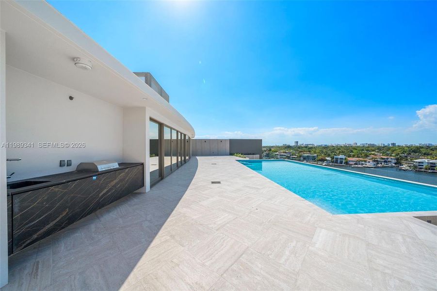 Exterior details and patio area of a home in , Miami (Image 28).