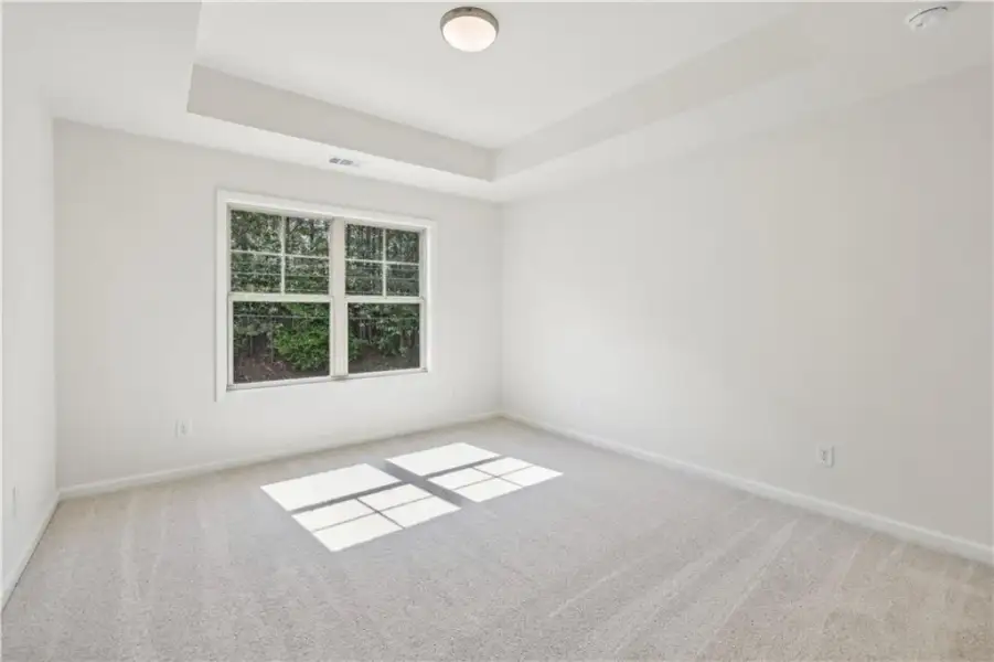 Spacious, unfurnished interior of a new home in , Sugar Hill (Image 16).