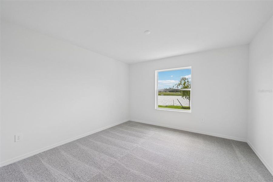 Spacious, unfurnished interior of a new home in Southpointe, Palmetto (Image 11).