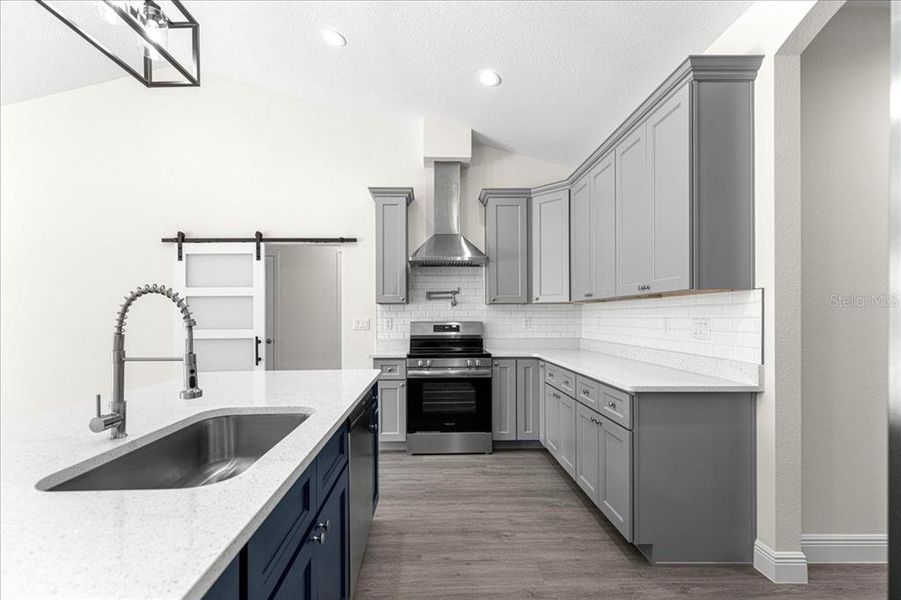 Furnished interior view inside a new home in , Dunnellon (Image 8).