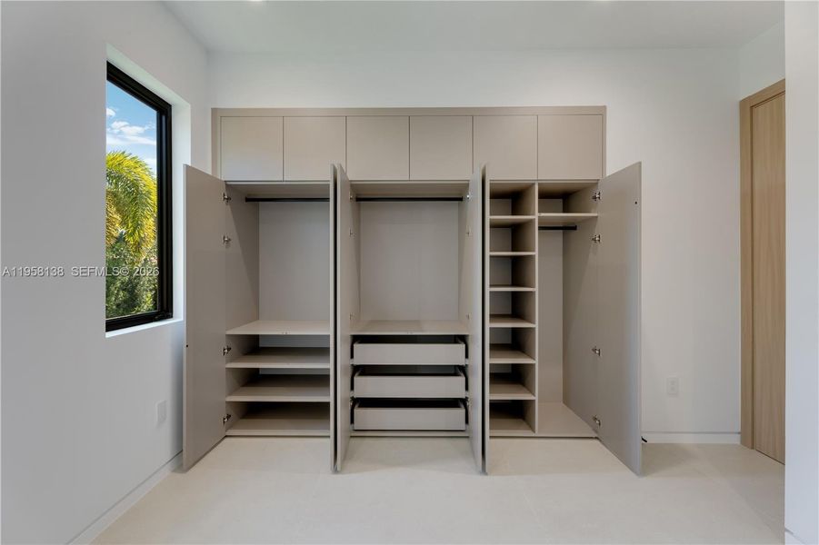 Image 69 of a home in .