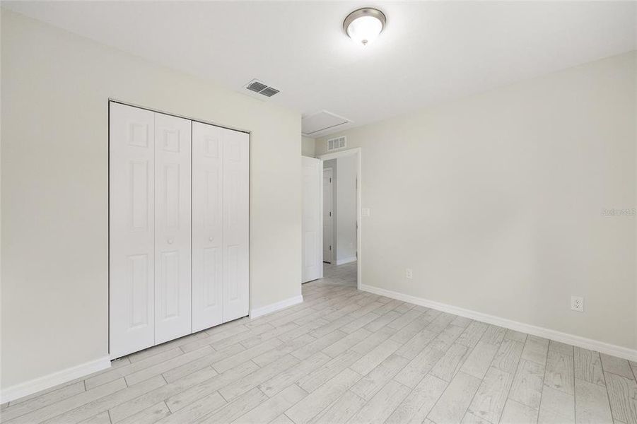 Spacious, unfurnished interior of a new home in , Ocala (Image 14).