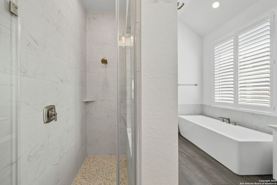 Furnished interior view inside a new home in Front Gate in Fair Oaks Ranch, Fair Oaks Ranch (Image 5). Furnished interior view inside a new home in Front Gate in Fair Oaks Ranch, Fair Oaks Ranch (Image 5).