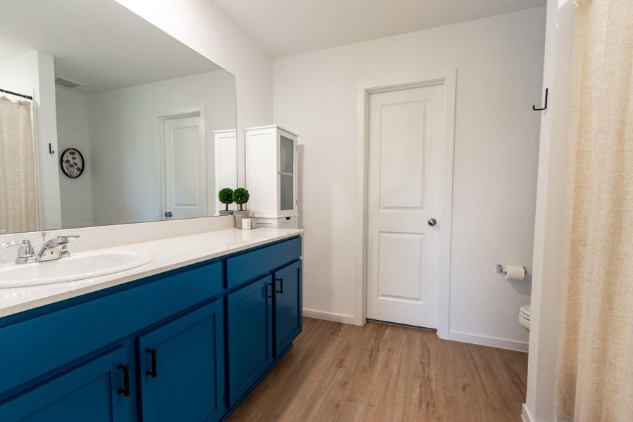 Furnished interior view inside a new home in Samara, League City (Image 8).