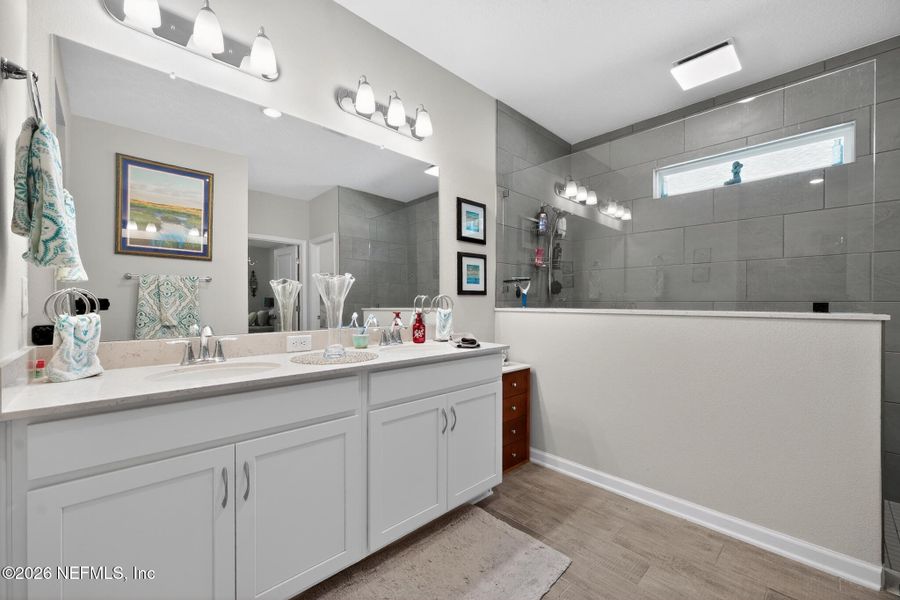 Furnished interior view inside a new home in , Yulee (Image 25).