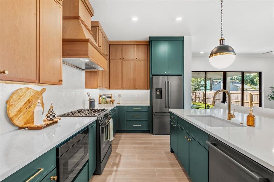 Furnished interior view inside a new home in College Park, Orlando (Image 33).