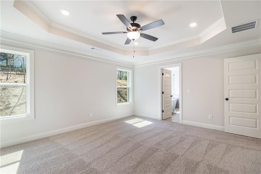 Spacious, unfurnished interior of a new home in Red Oak Ridge, Loganville (Image 33). Spacious, unfurnished interior of a new home in Red Oak Ridge, Loganville (Image 33).