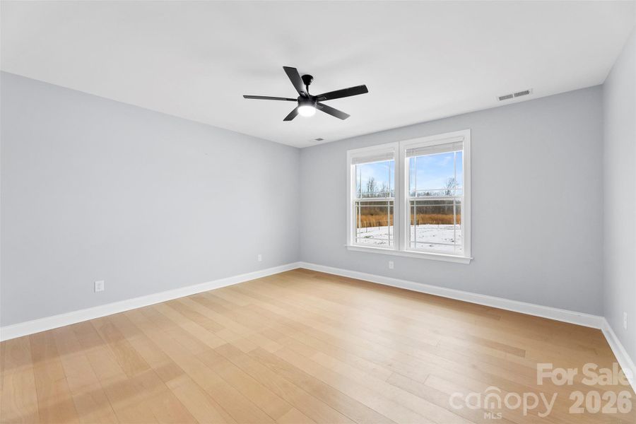 Spacious, unfurnished interior of a new home in , Lincolnton (Image 22).