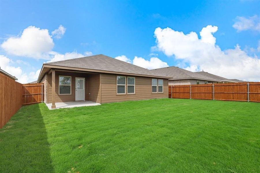 Front exterior of a new home in , Fort Worth, TX, highlighting curb appeal (Image 15).