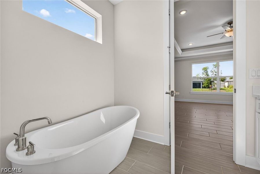 Image 32 of a home in Cape Coral. Image 32 of a home in Cape Coral.