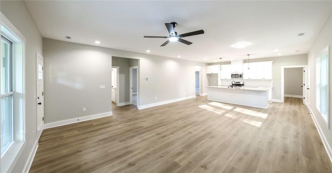 Spacious, unfurnished interior of a new home in , Bremen (Image 30).
