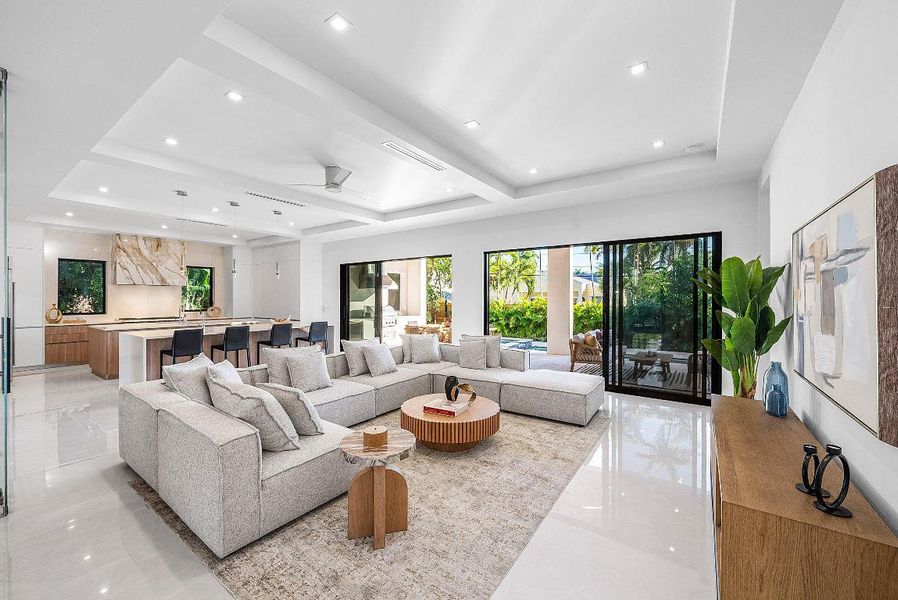 016-25833rdCourt-WestPalmBeach-FL-33407-