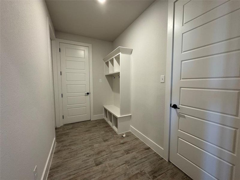 Spacious, unfurnished interior of a new home in Coyote Crossing, Godley (Image 13).