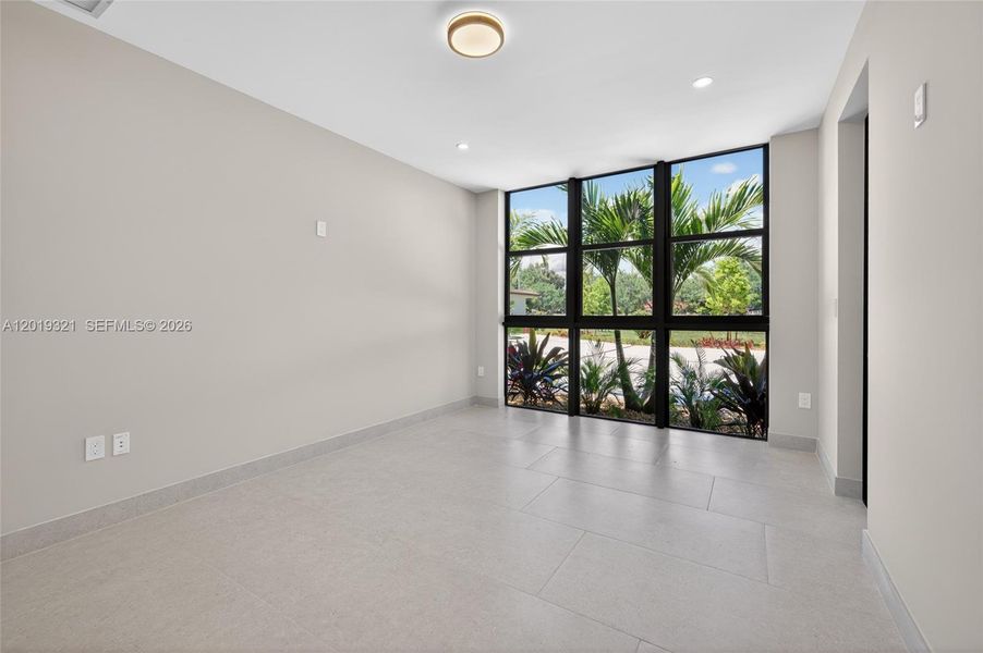 Spacious, unfurnished interior of a new home in , Southwest Ranches (Image 50).